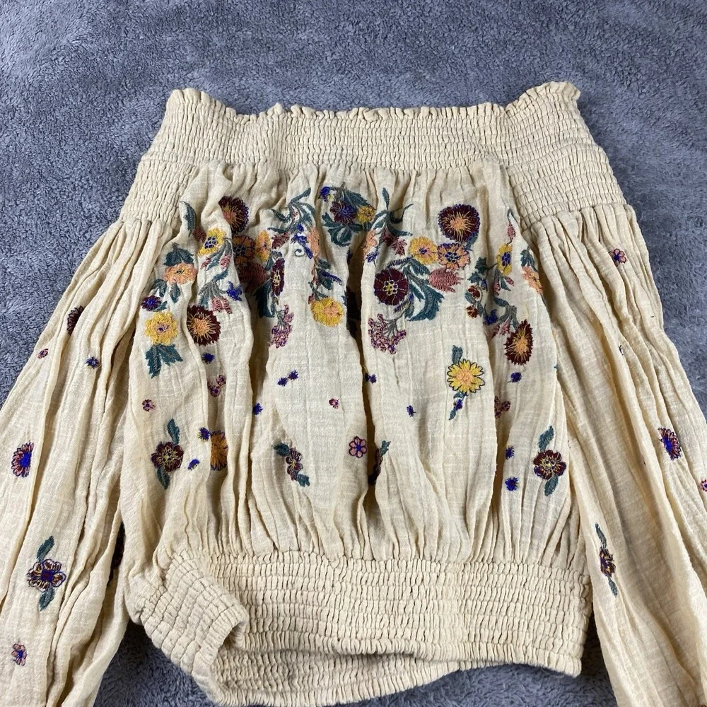 FREE PEOPLE Off The Shoulder Floral Embroidery Saachi Top Womens XS Beige